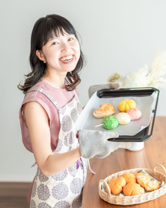 広島の出張講師、子供会の出張パン教室はママトリコのよっちゃん先生